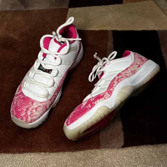 Jordan Shoes - Jordan Pink Snake Skin